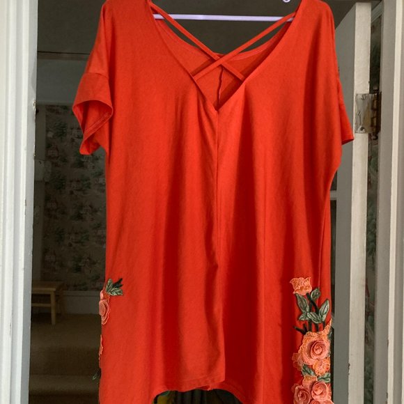 SALE! Nearly New Ex Officio No Wrinkle Hand-Embellished Travel Top, XL - Picture 1 of 7